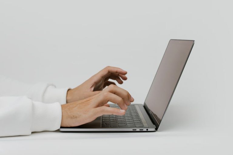 Crafting Words that Captivate: The Art of Copywriting